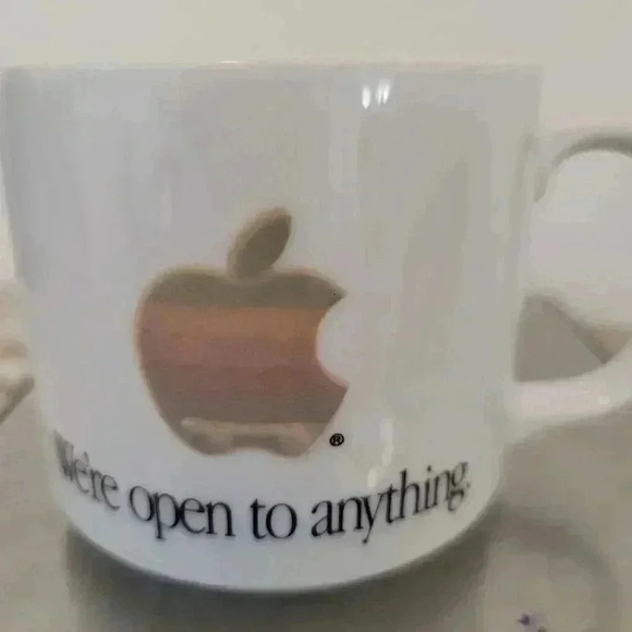 APPLE VINTAGE rare "We're Open to Anything" coffee mug - Picture 2 of 5